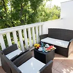 By Interhome Labin (Dalmatia)