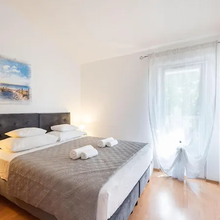 By Interhome *